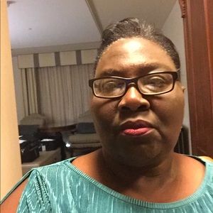 Meet your Posher, Tina